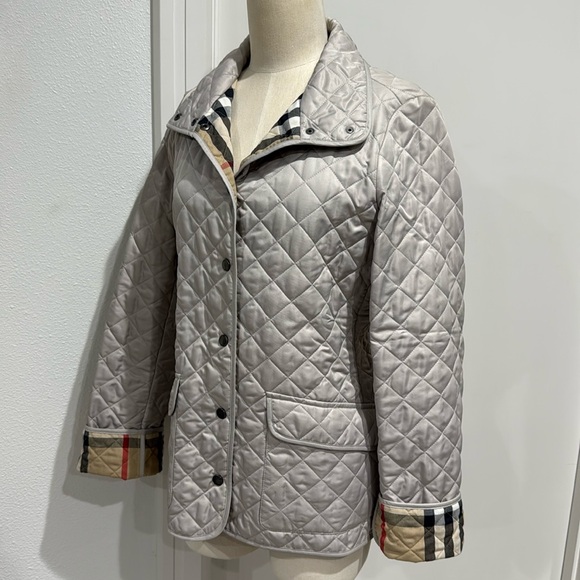 Burberry Women’s Taupe Quilted Jacket with Classic Check Lining - Medium - Picture 1 of 15